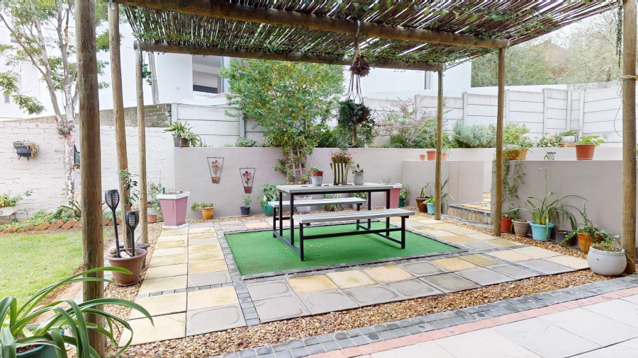 3 Bedroom Property for Sale in Berg En Dal Western Cape